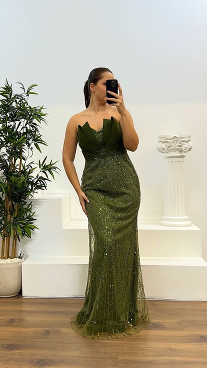 Haki Straplez İşlemeli Büyük Beden Tasarım Abiye Elbise