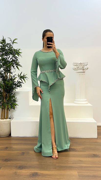 Mint Taş işlemeli Volanli Kol Detay Büyük Beden Tasarım Elbise