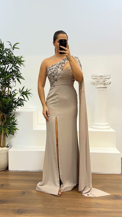 Taş Tek Kol İşleme Detay Büyük Beden Abiye Elbise