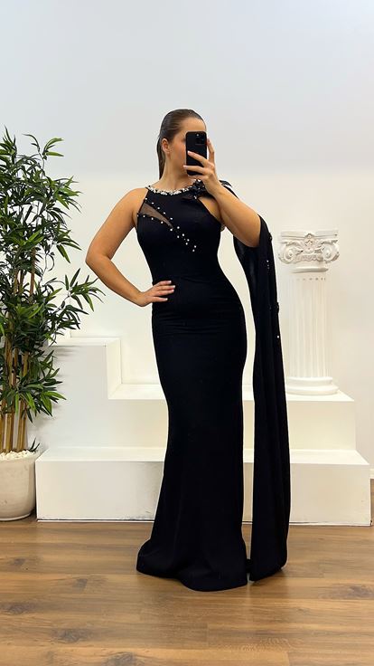 Black Halter Neckline Shoulder Detail Plus Size Evening Dress