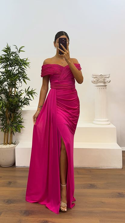 Fuşya Madonna Yaka Abiye Elbise