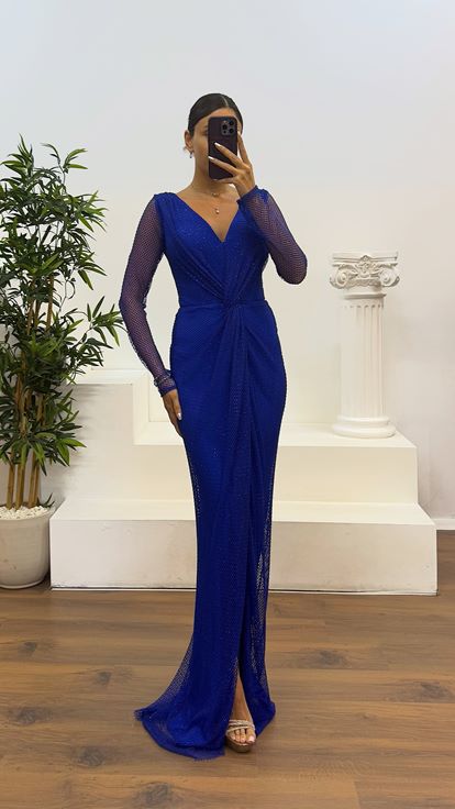 Saks Mesh-Abendkleid mit V-Ausschnitt