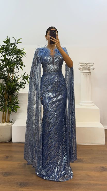 İndigo Tüy Detay Pullu Abiye Elbise