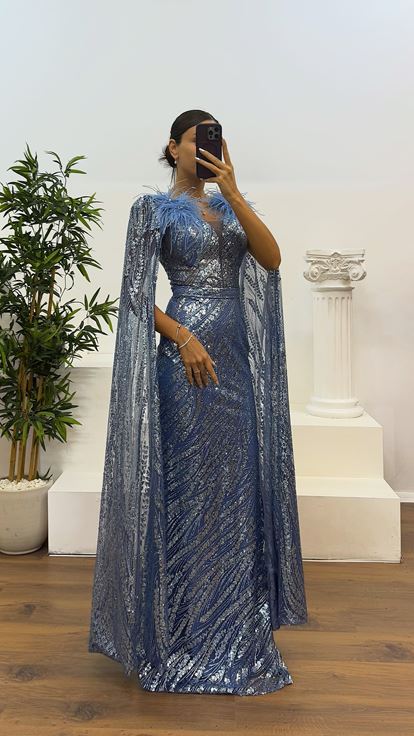 İndigo Tüy Detay Pullu Abiye Elbise