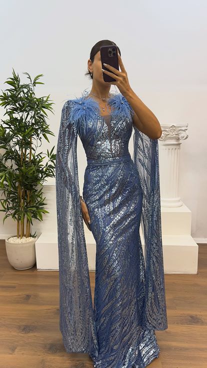 İndigo Tüy Detay Pullu Abiye Elbise