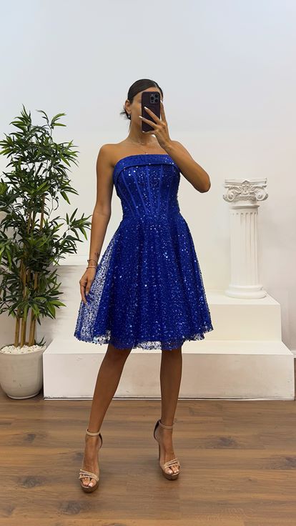 Saks Straplez Boncuklu Mini Abiye Elbise