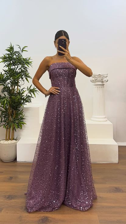 Abito da sera con perline senza spalline Lila