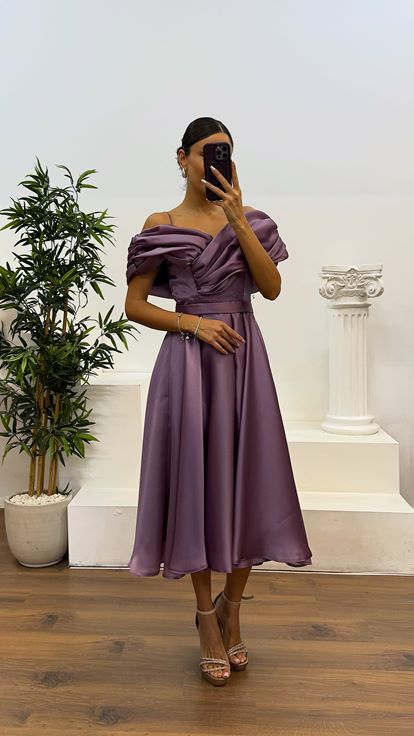 Lila Sırt Detay Midi Abiye Elbise