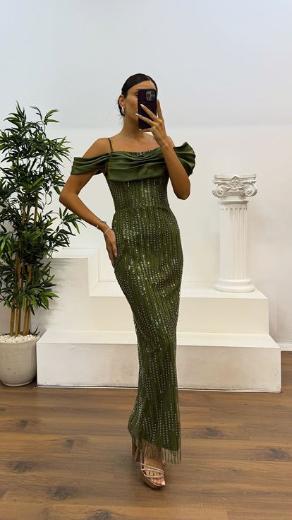 Abito da sera ricamato con cinturino in corda kaki