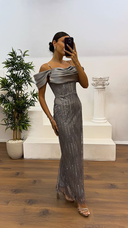 Antrasit İp Askılı İşlemeli Abiye Elbise