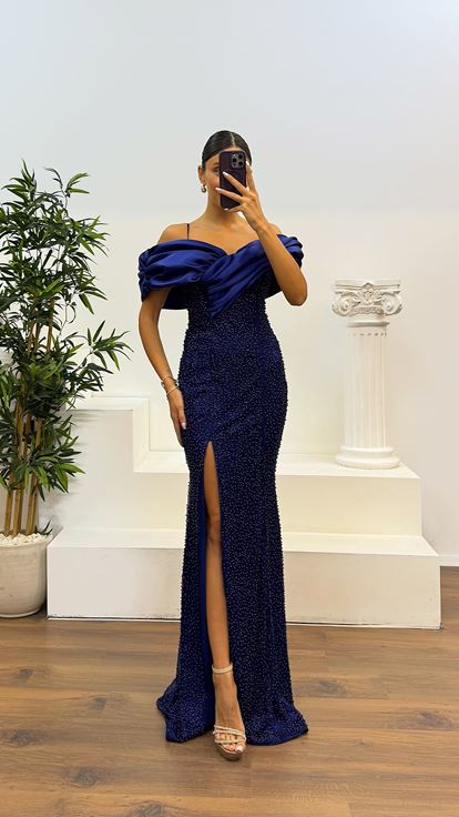 Navy Blue Back Detail Embroidered Evening Dress