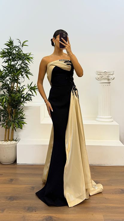 Gold Straplez Saten Detay Abiye Elbise