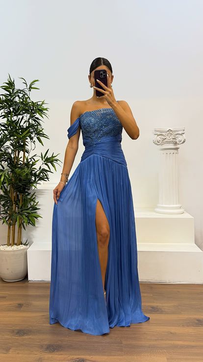 Indigo Guipure Detail Pleated Evening Dress