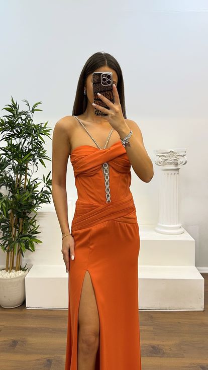 Turuncu Boyun Detay Abiye Elbise