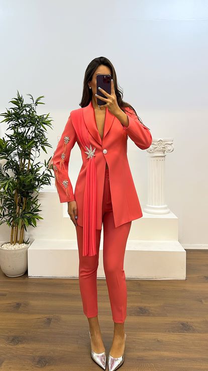 Şeftali Broş Detaylı Ceket - Pantolon Takım Abiye