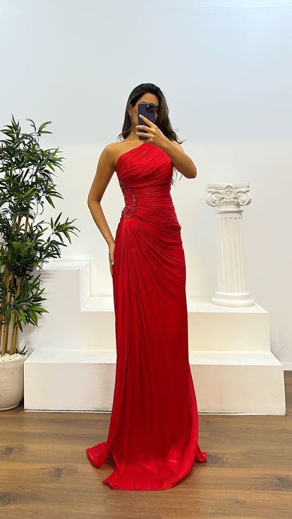 Kırmızı Tek Omuz Bel Detay Şifon Abiye Elbise
