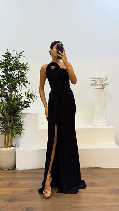 Siyah Drapeli Omuz Detay Abiye Elbise