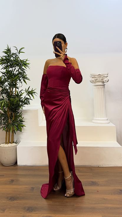 Bordo Straplez Eldivenli Saten Abiye Elbise