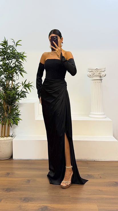 Siyah Straplez Eldivenli Saten Abiye Elbise