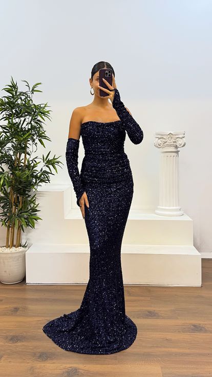 Marineblaues trägerloses Abendkleid mit Pailletten