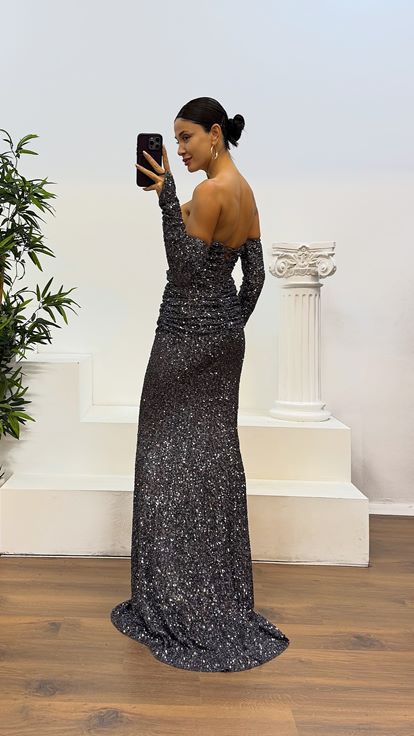 Abito da sera con paillettes senza spalline antracite