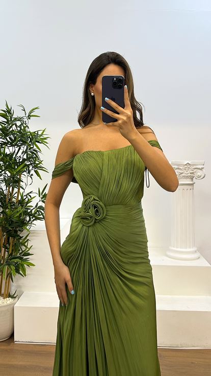 Haki Çiçek Detay Yırtmaçlı Abiye Elbise