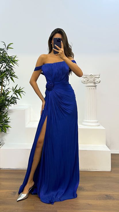 Saks Çiçek Detay Yırtmaçlı Abiye Elbise