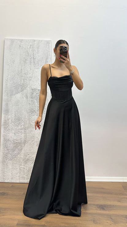 Siyah Sırt Detay Saten Abiye Elbise