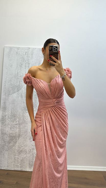 Gül Kurusu Omuz Çiçek Detaylı Abiye Elbise