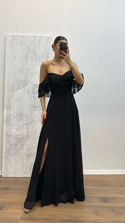 Schwarzes Chiffon-Abendkleid mit Drapierung auf der Brust