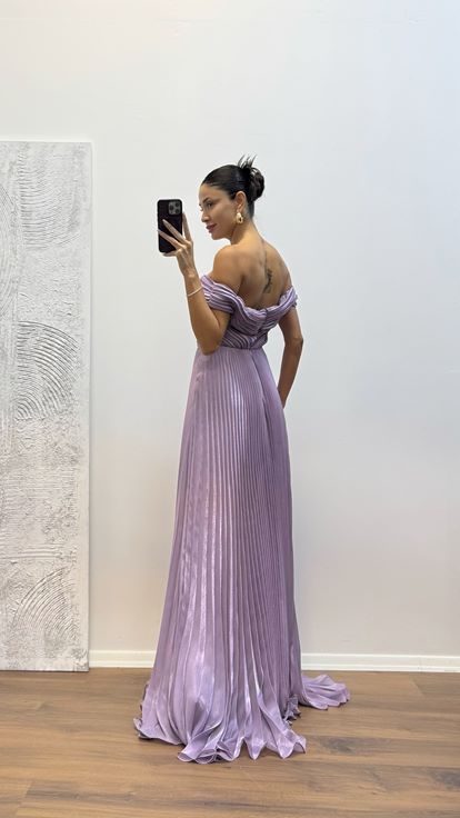 Lila Madonna Yaka Piliseli Abiye Elbise