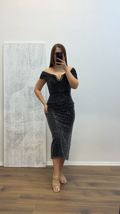 Abito da sera taglie forti ricamato senza spalline nero
