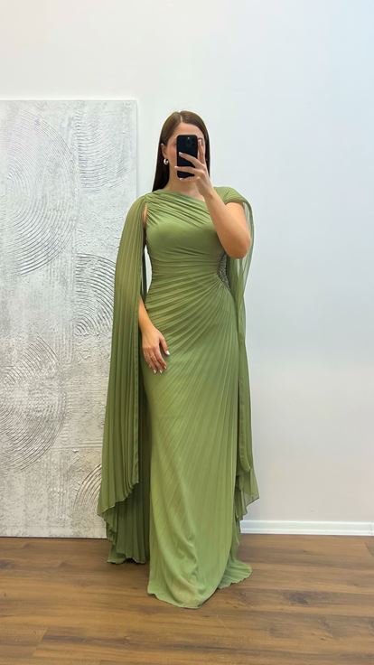 Abito da sera taglie forti ricamato in vita con ciottoli