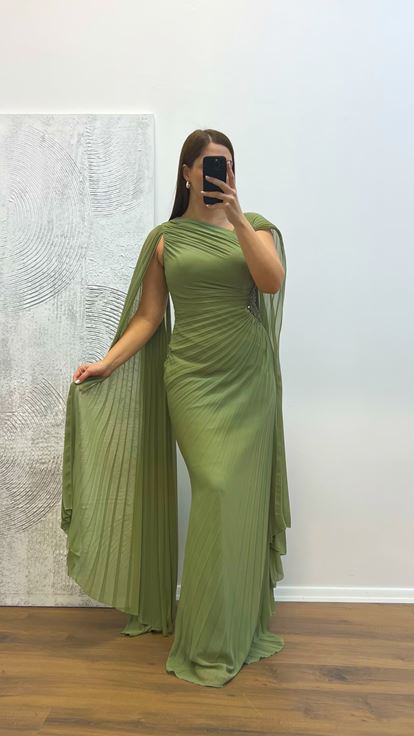 Abito da sera taglie forti ricamato in vita con ciottoli