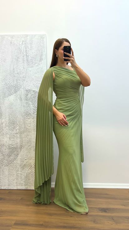 Abito da sera taglie forti ricamato in vita con ciottoli