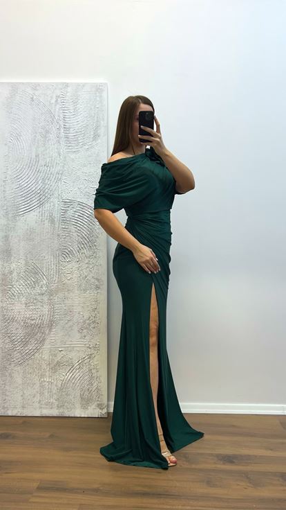 Emerald Flower Detail Plus Size Evening Dress
