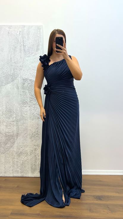 Lacivert Çiçek Detay Piliseli Büyük Beden Abiye Elbise