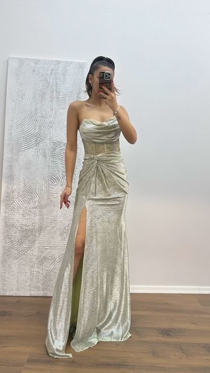 Robe de soirée brodée sans bretelles vert pistache