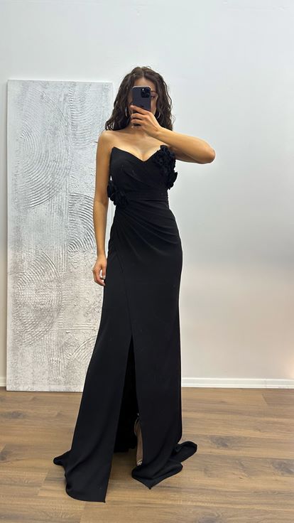 Abito da sera dettagliato floreale senza spalline nero