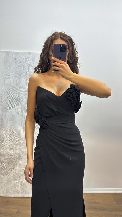 Abito da sera dettagliato floreale senza spalline nero