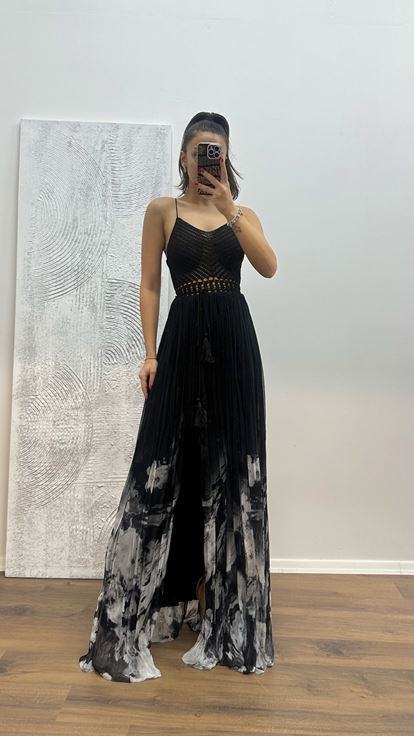 Black Strappy Knitted Pattern Evening Dress