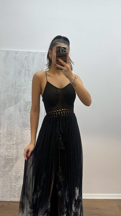 Black Strappy Knitted Pattern Evening Dress