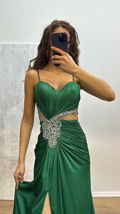 Yeşil İşleme Detay Saten Abiye Elbise