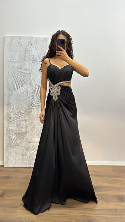 Siyah İşleme Detay Saten Abiye Elbise