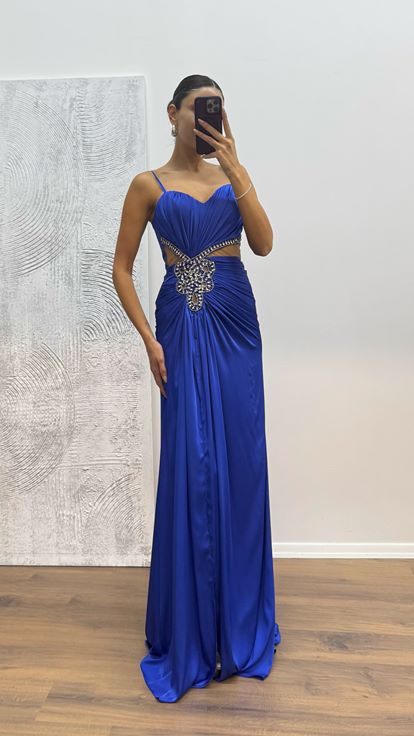 Saks İşleme Detay Saten Abiye Elbise