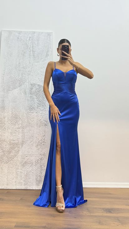 Saks - Robe de soirée à bretelles en corde et détails à la taille