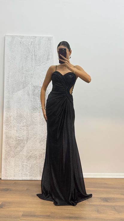 Siyah İp Askılı Abiye Elbise