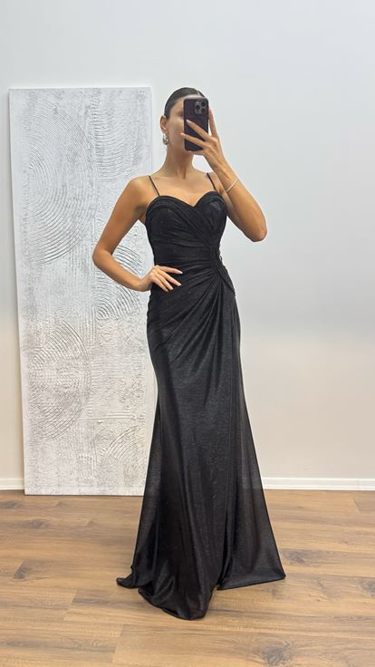 Siyah İp Askılı Abiye Elbise