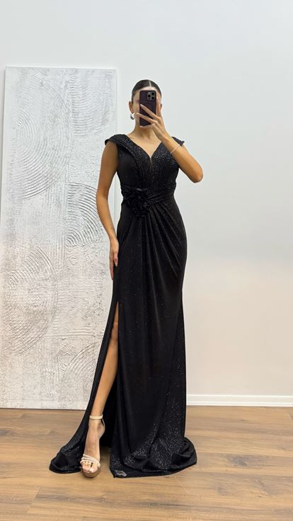 Abito da sera glitter con cinturino nero