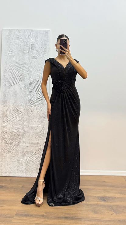 Abito da sera glitter con cinturino nero